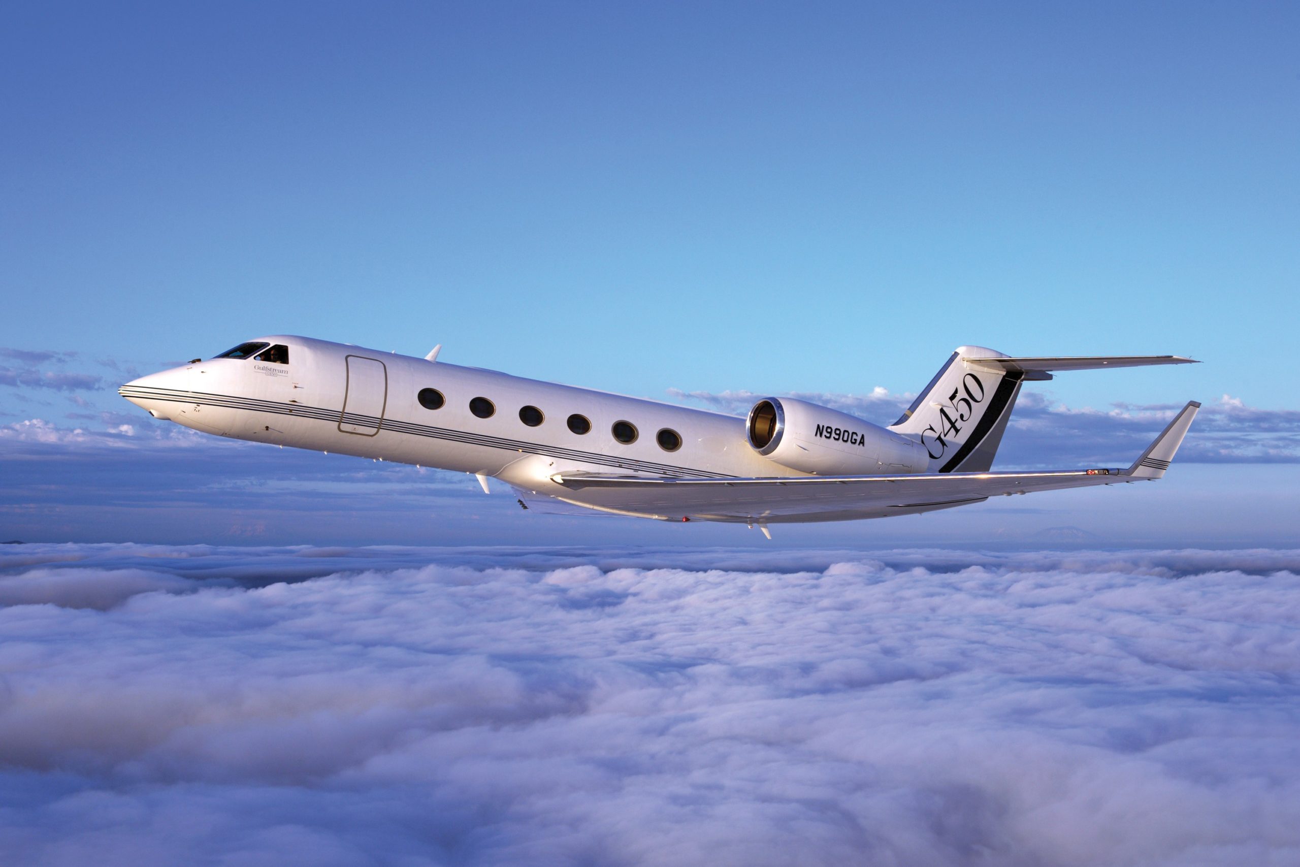 Commercial Aircraft FIltration System | Mott Corp